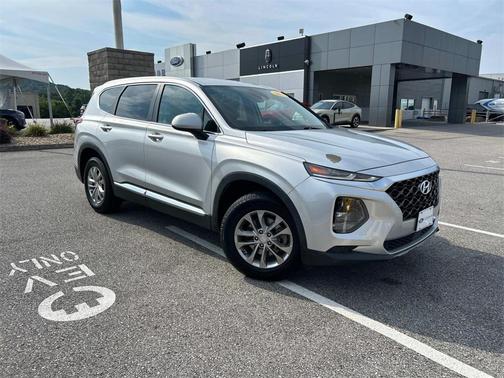 2019 Hyundai SANTA FE SE 2.4