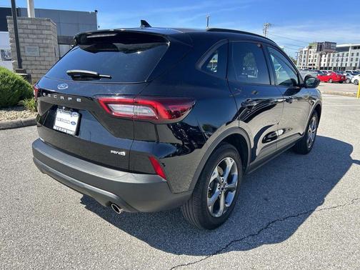 Agate Black Metallic 2025 Ford Escape ST-Line