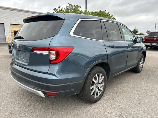 Blue 2020 Honda Pilot 2WD EX