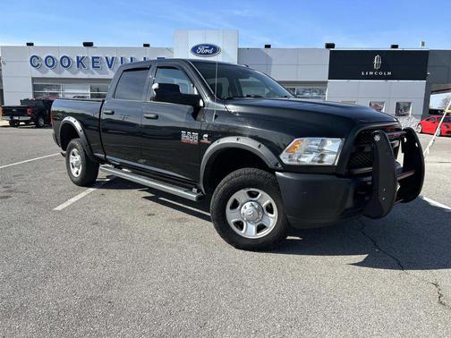 Brilliant Black Crystal Pearlcoat 2017 RAM 2500 Tradesman Crew Cab 4x4 6'4' Box