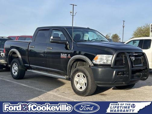 2017 RAM 2500 Tradesman Crew Cab 4x4 6'4' Box