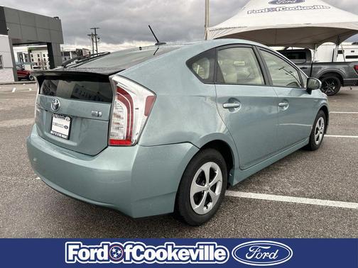 2015 Toyota Prius Three