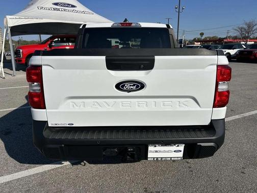 Oxford White 2026 Ford Maverick XLT