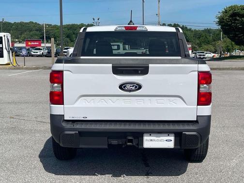 Oxford White 2026 Ford Maverick XL
