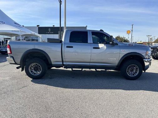 Billet Silver Metallic Clearcoat 2021 RAM 2500 Tradesman Crew Cab 4x4 6'4' Box