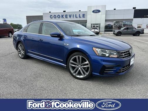Platinum Gray Metallic 2017 Volkswagen Passat 1.8T R-Line w/Comfort