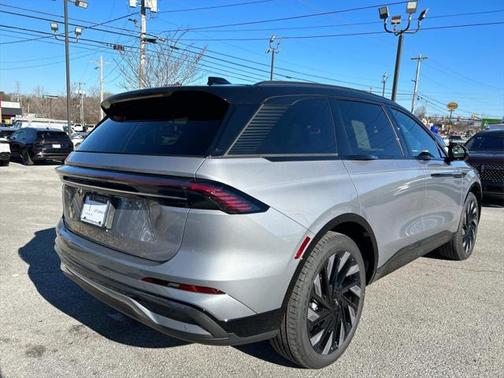 2025 Lincoln Nautilus Reserve