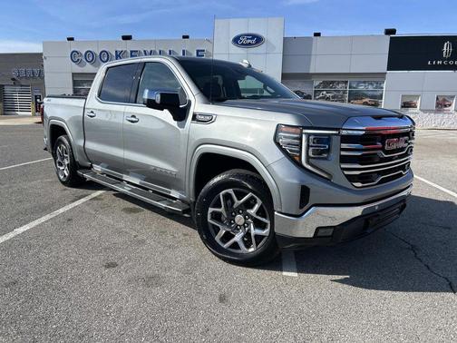 Sterling Metallic 2024 GMC Sierra 1500 SLT