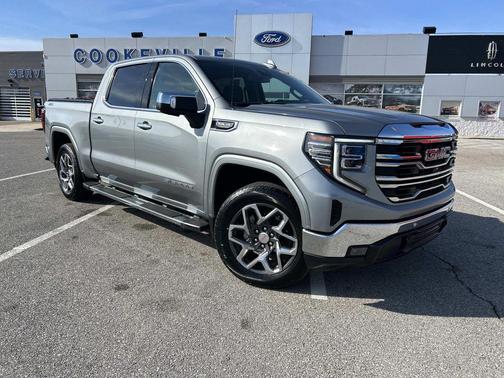 Sterling Metallic 2024 GMC Sierra 1500 SLT