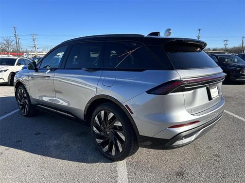 2025 Lincoln Nautilus Reserve