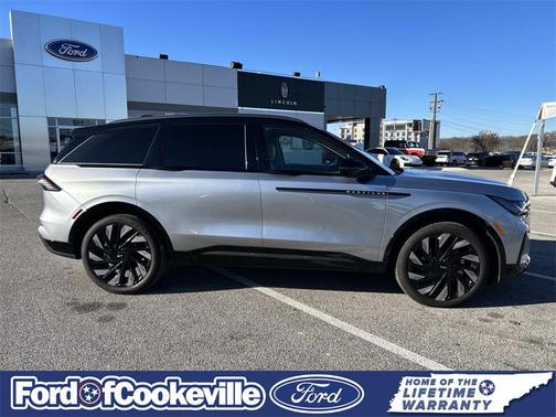 2025 Lincoln Nautilus Reserve