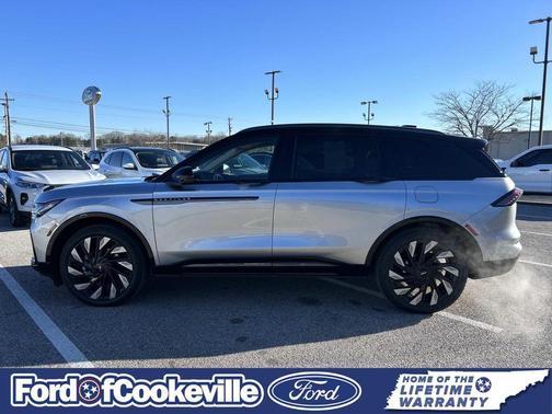 2025 Lincoln Nautilus Reserve