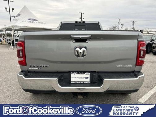 2024 RAM 3500 Laramie Crew Cab 4x4 8' Box