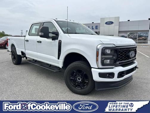 Oxford White 2025 Ford F-250 XL