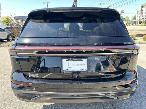 Infinite Black Metallic Clearcoat 2026 Lincoln Nautilus Reserve