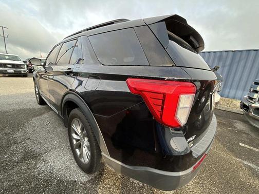 Agate Black Metallic 2020 Ford Explorer XLT