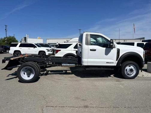 Oxford White 2025 Ford F-450 XL