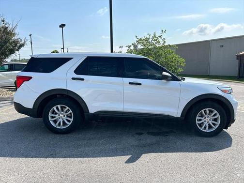 2021 Ford Explorer Base