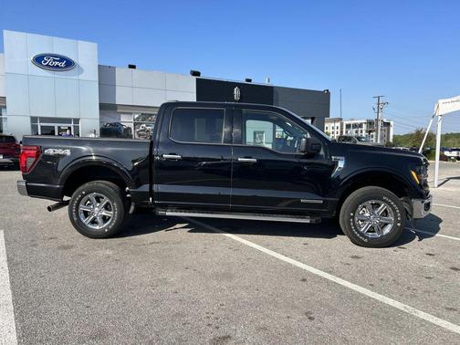 Agate Black Metallic 2024 Ford F-150 XLT