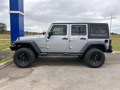 2015 Jeep Wrangler Unlimited Sport