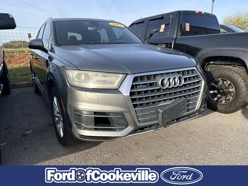 Graphite Gray Metallic 2017 Audi Q7 2.0T Premium