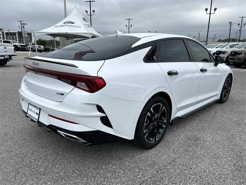 2022 Kia K5 GT-Line