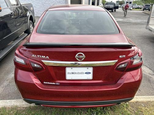 Red 2017 Nissan Altima 2.5 SR
