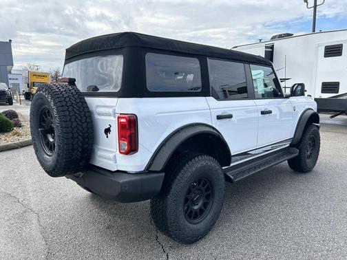 Oxford White 2025 Ford Bronco Big Bend