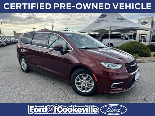 Velvet Red Pearlcoat 2023 Chrysler Pacifica Touring L
