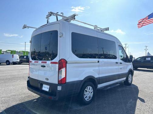 Oxford White 2015 Ford Transit-150 XLT