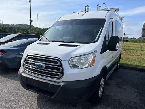 Oxford White 2015 Ford Transit-150 XLT