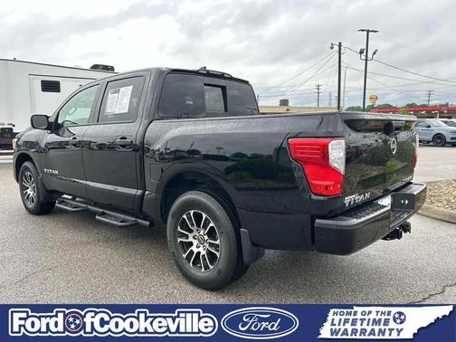 Super Black 2024 Nissan Titan SV
