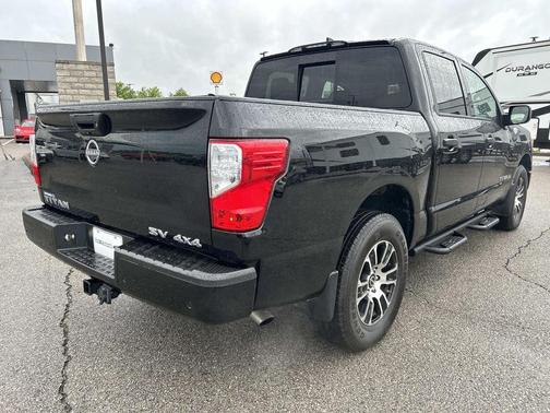 Super Black 2024 Nissan Titan SV