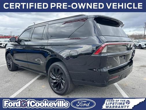 Infinite Black Metallic Clearcoat 2025 Lincoln Navigator Reserve