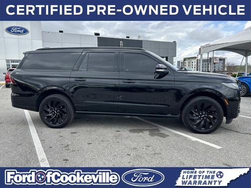 Infinite Black Metallic Clearcoat 2025 Lincoln Navigator Reserve