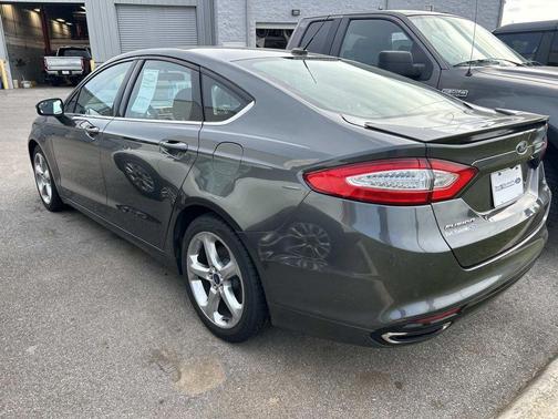 White Platinum Metallic Tri-Coat 2015 Ford Fusion SE