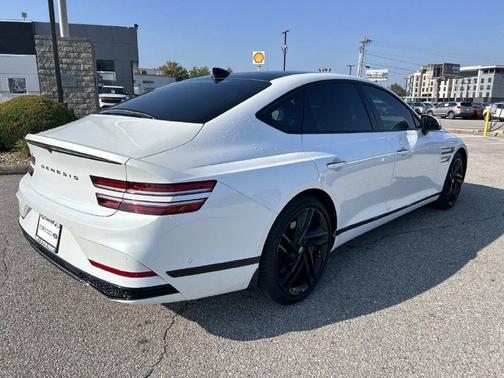 Uyuni White 2026 Genesis G80 3.5T Prestige Black AWD