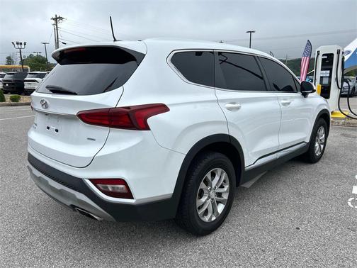 2019 Hyundai SANTA FE SE 2.4