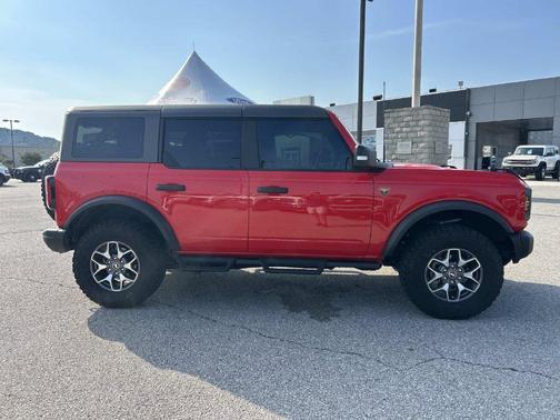 Race Red 2023 Ford Bronco Badlands