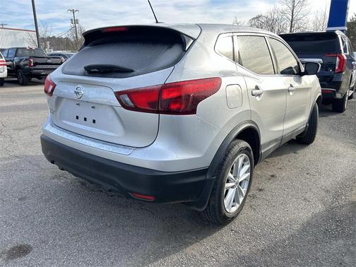 2018 Nissan Rogue Sport S