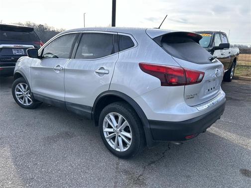 2018 Nissan Rogue Sport S
