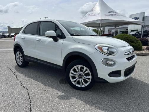 Bianco Gelato (White Clear Coat) 2016 FIAT 500X Easy