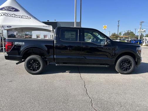 Agate Black Metallic 2026 Ford F-150 Lariat
