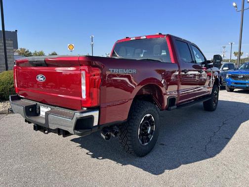 Ruby Red Metallic Tinted Clearcoat 2027 Ford F-250 XLT
