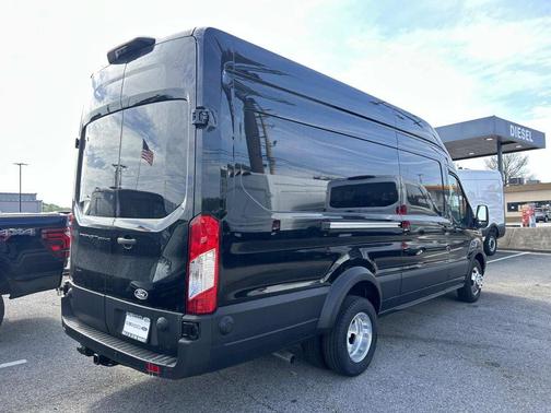 Agate Black Metallic 2026 Ford Transit-350 Base