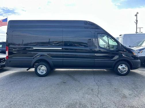 Agate Black Metallic 2026 Ford Transit-350 Base