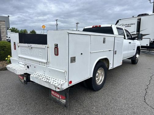 Summit White 2018 Chevrolet Silverado 3500 WT