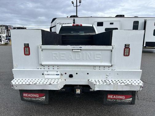 Summit White 2018 Chevrolet Silverado 3500 WT