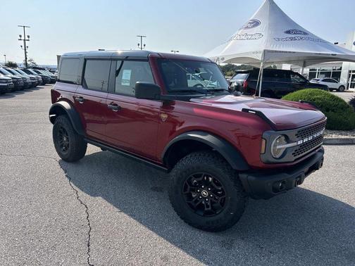 Ruby Red Metallic Tinted Clearcoat 2026 Ford Bronco Badlands