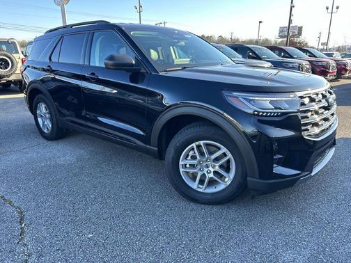 Agate Black Metallic 2026 Ford Explorer Active (200A)